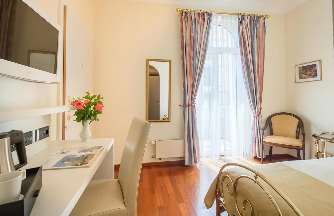 Best Western Hotel Bellevue Au Lac-1